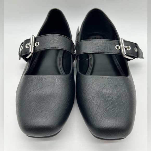 DV by Dolce Vita Black Mary Jane Flats with Buckle Strap – Women’s Size 7.5 NWT - Picture 5 of 11